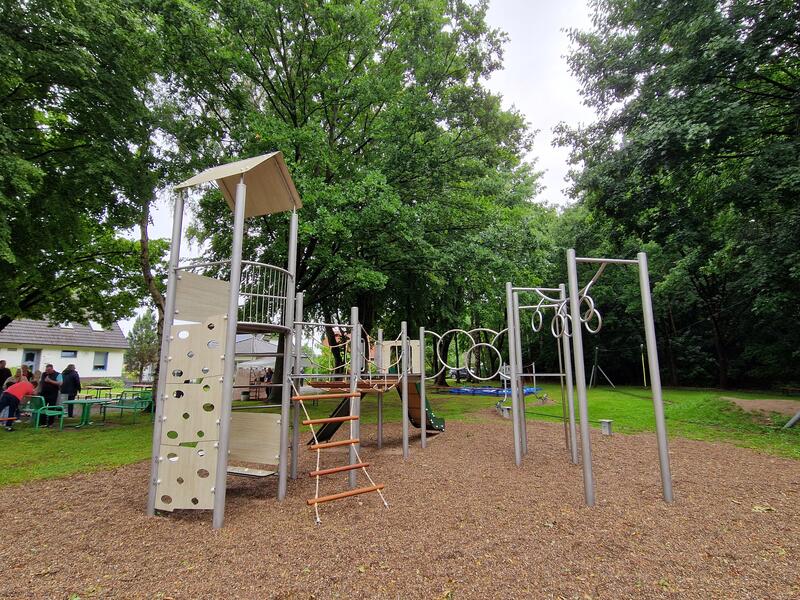 RB23_WL_Spielplatzneugestaltung und Sanierung mit Sitzgelegenheiten